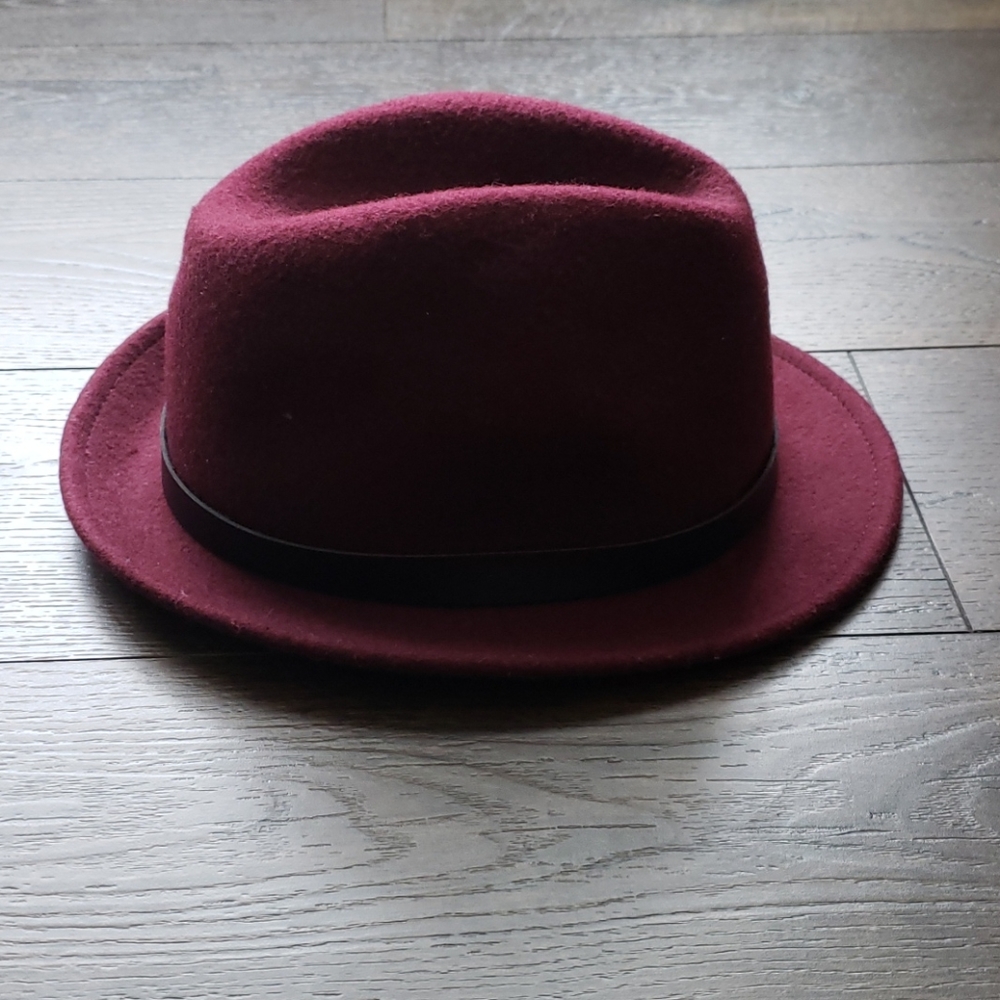 Hat - Picture 4 of 5